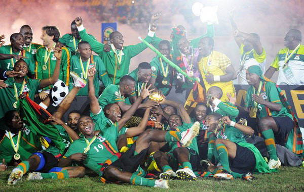 国乒奥运冠军新年开门红：樊振东大获全胜