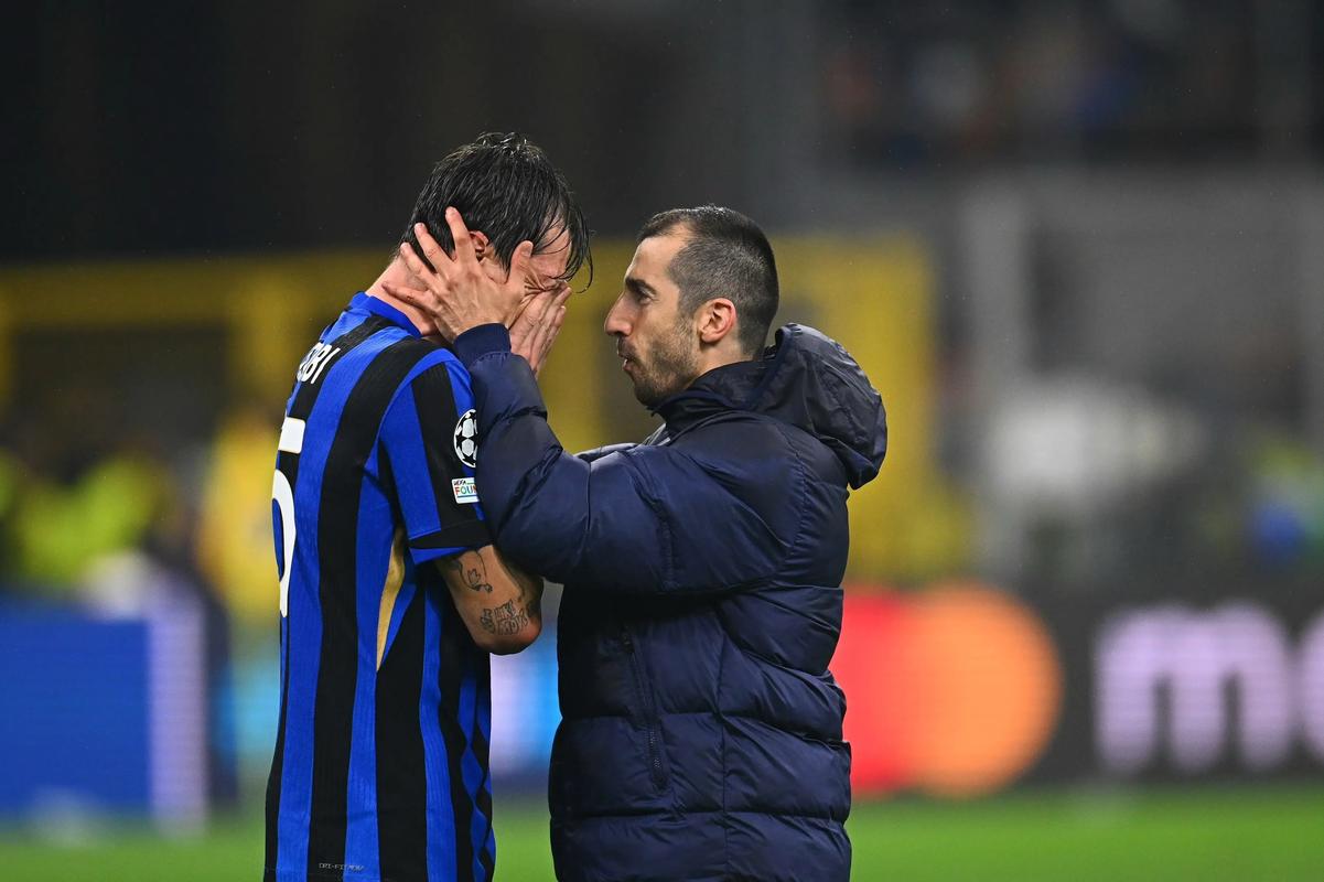 国乒抵达多哈 王皓马琳等4人带队 教练组竞聘悬念浮出水面 王曼昱剑指冠军