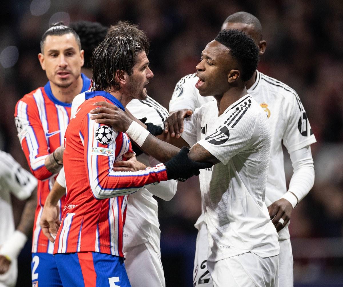 罗马与维拉谈判马伦租借，英超前锋的未来何去何从？